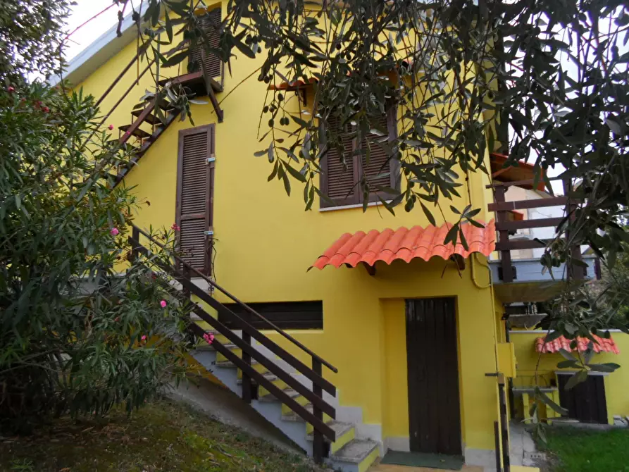 Immagine 12 di Casa indipendente in vendita  in Strada Provinciale a Castorano