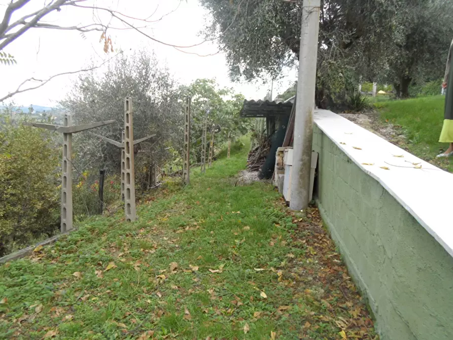 Immagine 13 di Casa indipendente in vendita  in Strada Provinciale a Castorano