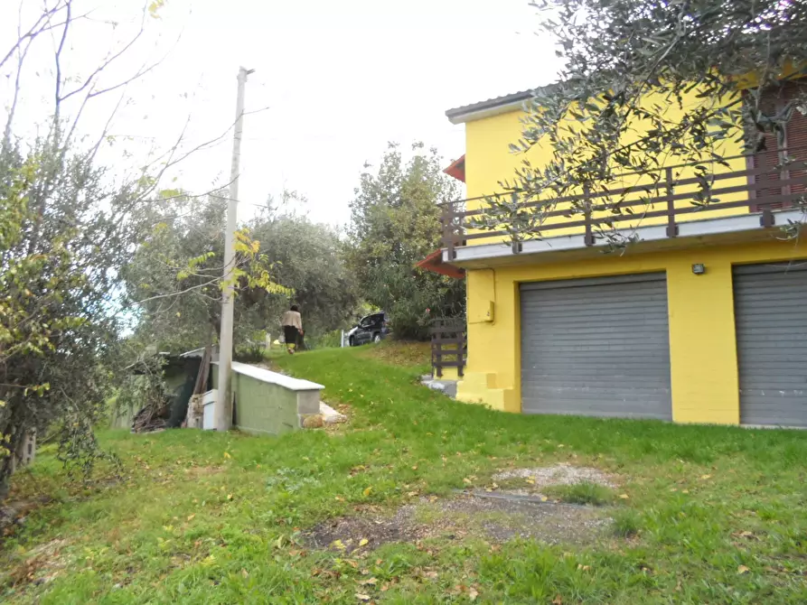 Immagine 18 di Casa indipendente in vendita  in Strada Provinciale a Castorano