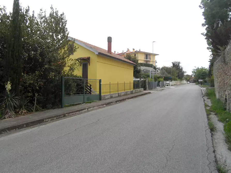 Immagine 24 di Casa indipendente in vendita  in Strada Provinciale a Castorano