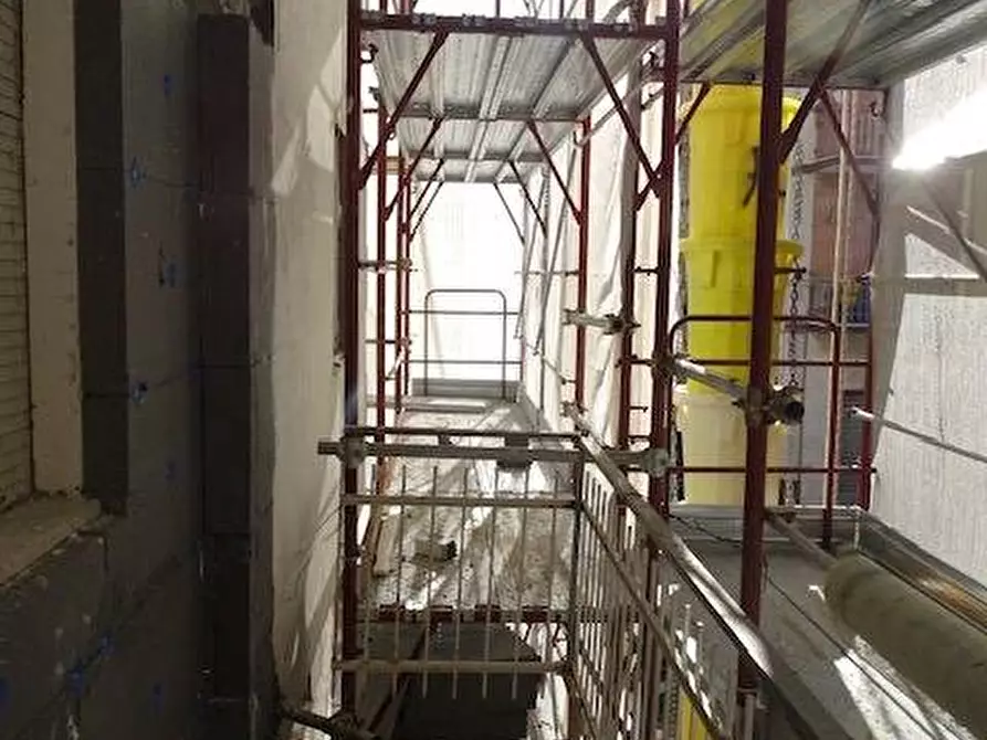 Immagine 9 di Appartamento in vendita  in Via Foscolo a Grottammare