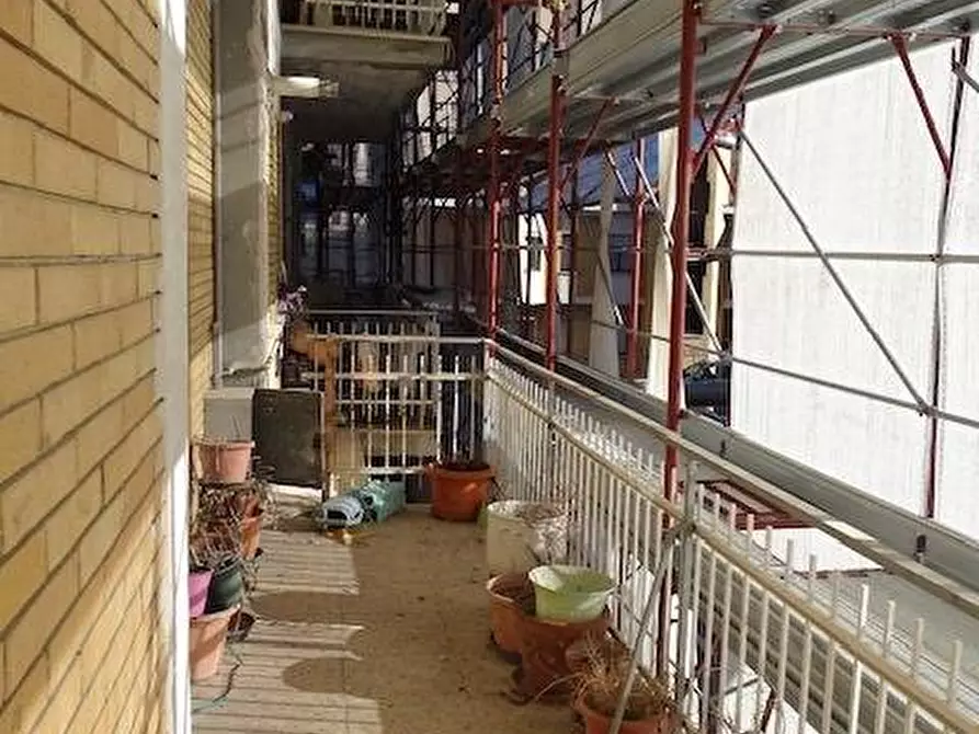 Immagine 6 di Appartamento in vendita  in Via Foscolo a Grottammare