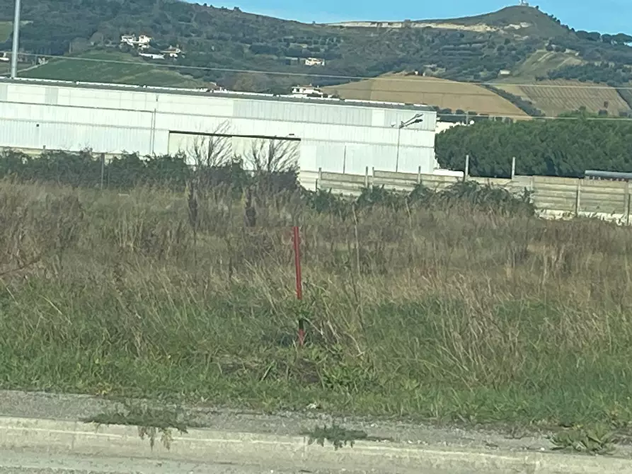 Immagine 1 di Terreno residenziale in vendita  in via val tiberina a San Benedetto Del Tronto