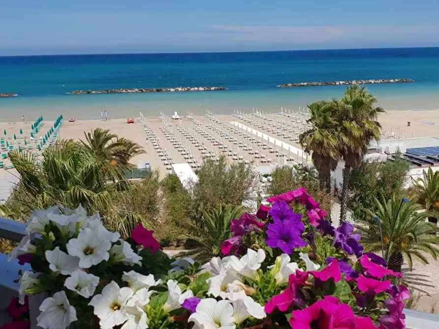 Immagine 4 di Appartamento in vendita  in viale Rinascimento a San Benedetto Del Tronto