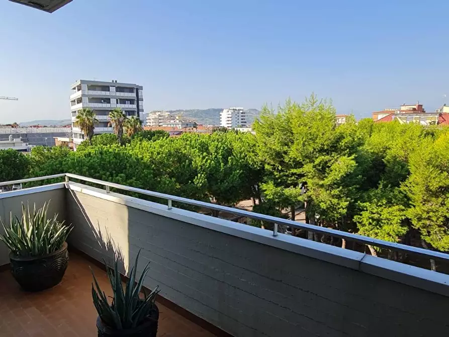 Immagine 6 di Appartamento in vendita  in viale Rinascimento a San Benedetto Del Tronto