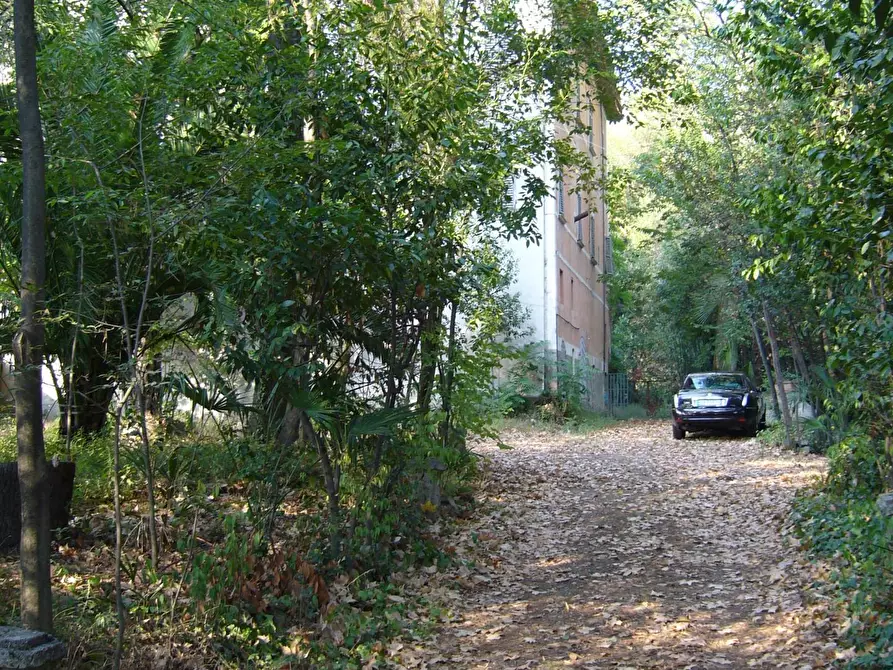 Immagine 28 di Villa in vendita  in viale IV novembre a Colli Del Tronto