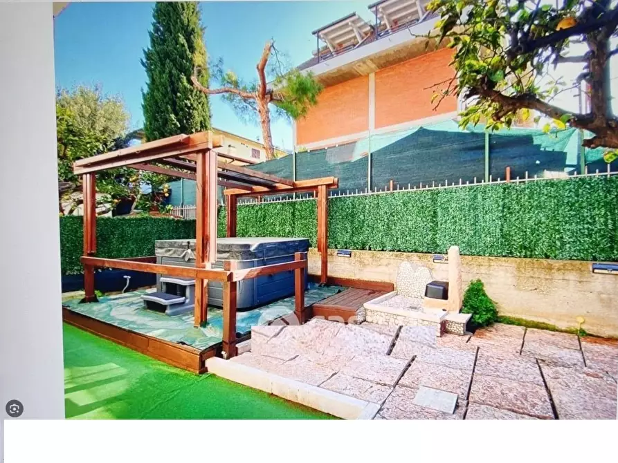 Immagine 6 di Appartamento in vendita  in Via Bologna a Grottammare