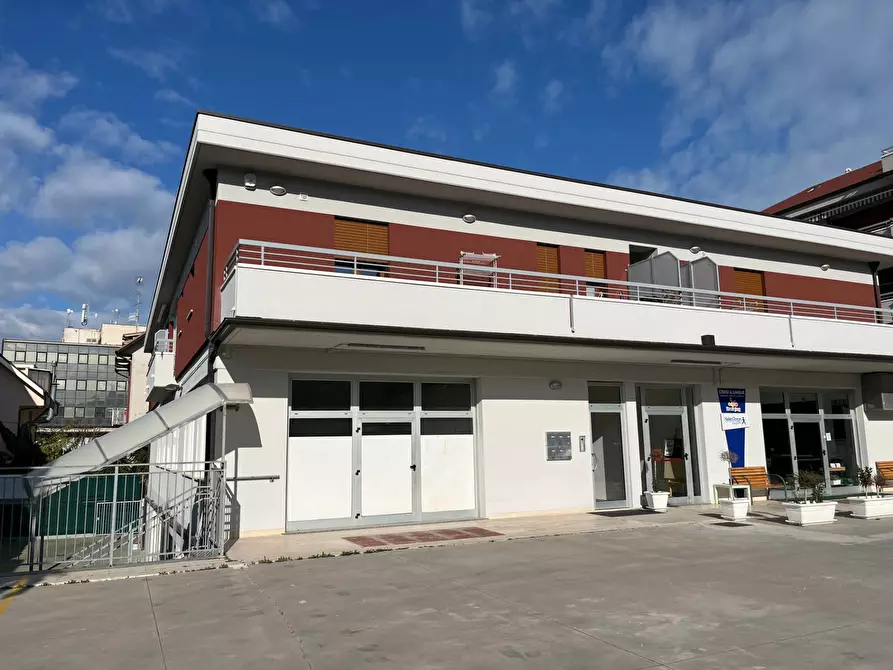 Immagine 2 di Ufficio in affitto  in Via Leonardo Bianchi a San Benedetto Del Tronto
