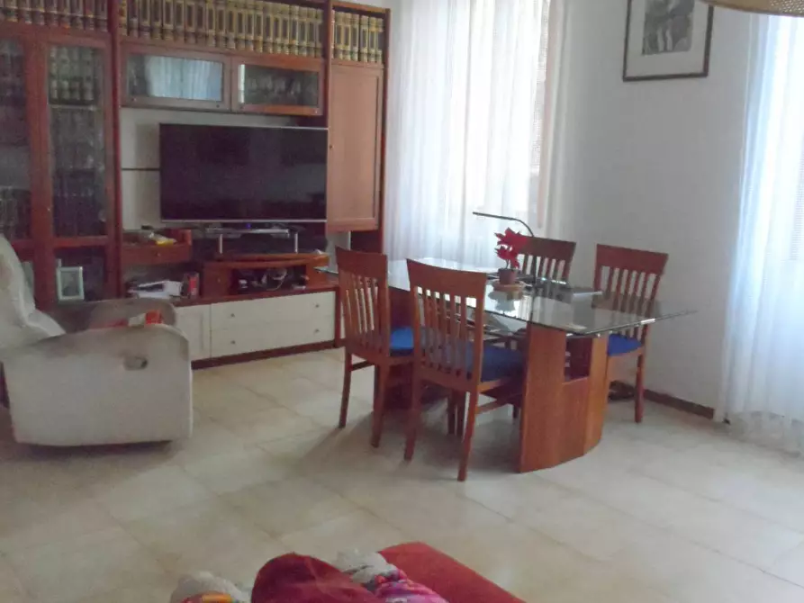 Immagine 1 di Casa indipendente in vendita  in via dei piceni a Grottammare