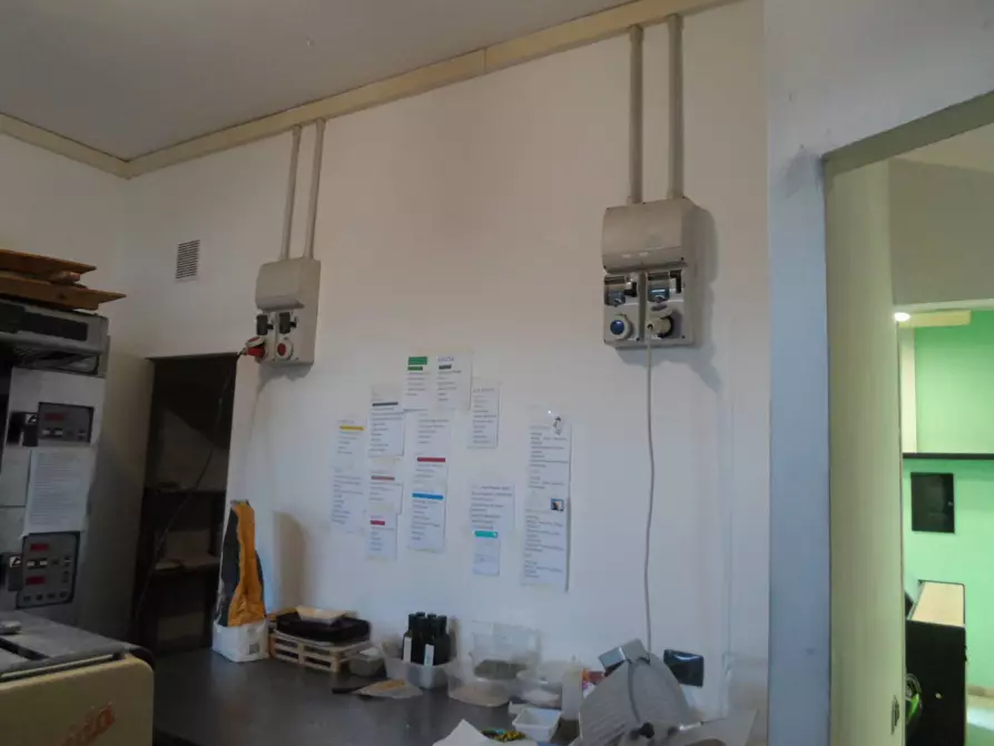 Immagine 9 di Locale commerciale in affitto  in Via Calatafimi a San Benedetto Del Tronto