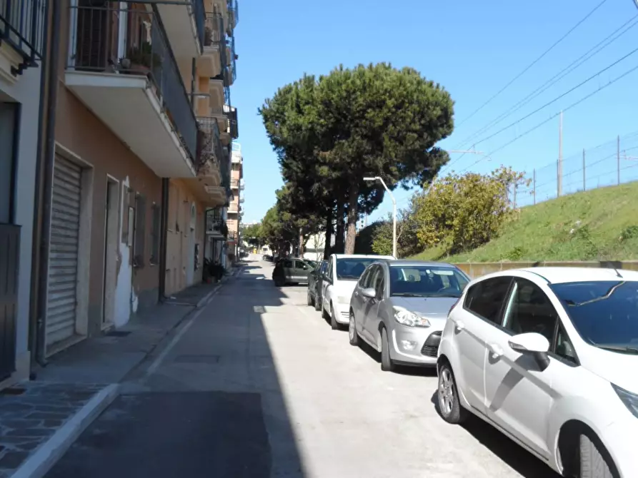 Immagine 17 di Appartamento in vendita  in Lungomare a Cupra Marittima
