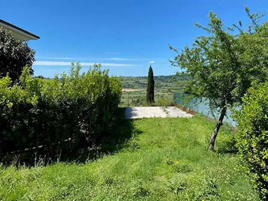 Immagine 5 di Villa in vendita  in Via Sandro Penna a Campagnano Di Roma