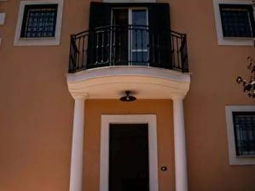 Immagine 8 di Villa in vendita  in Via Sandro Penna a Campagnano Di Roma