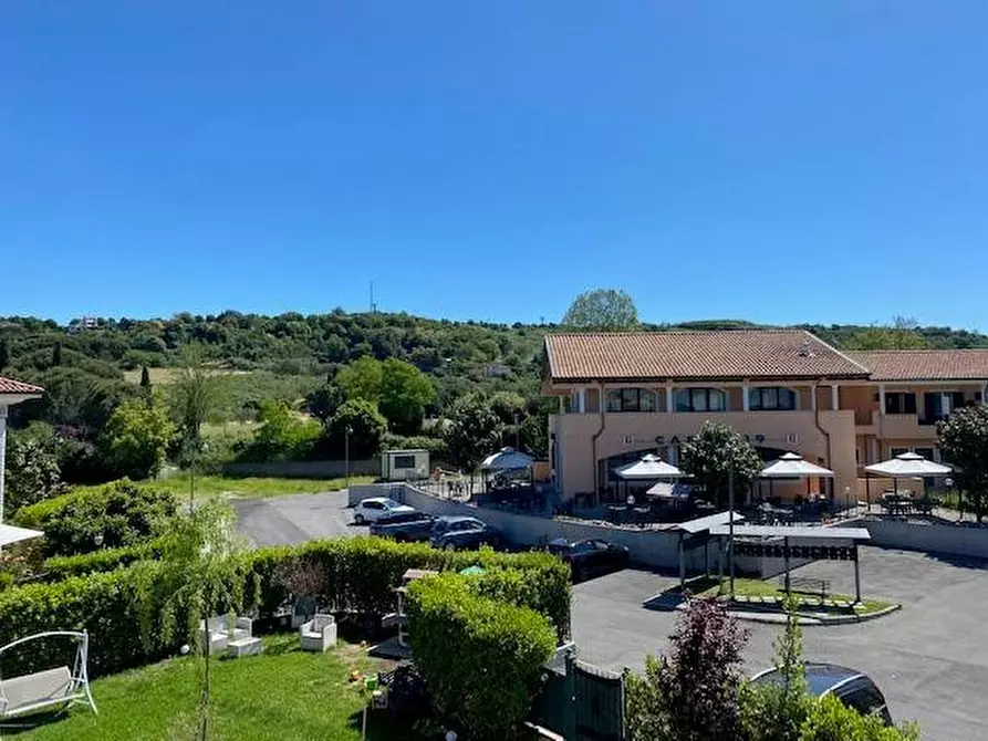 Immagine 11 di Villa in vendita  in Via Sandro Penna a Campagnano Di Roma