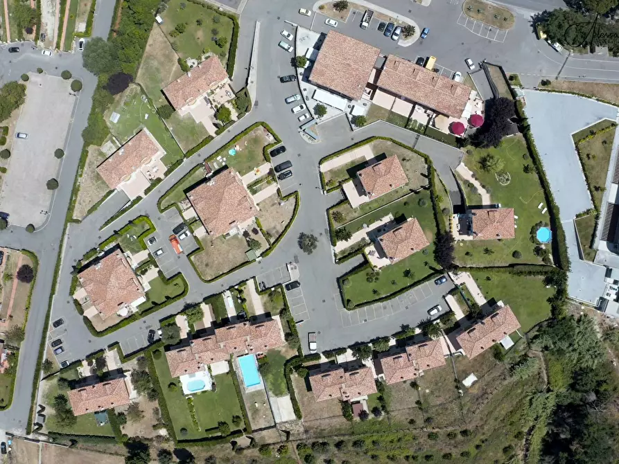 Immagine 12 di Villa in vendita  in Via Sandro Penna a Campagnano Di Roma