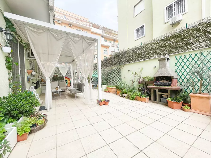 Immagine 1 di Appartamento in vendita  in Via Pietro Fedele a Roma