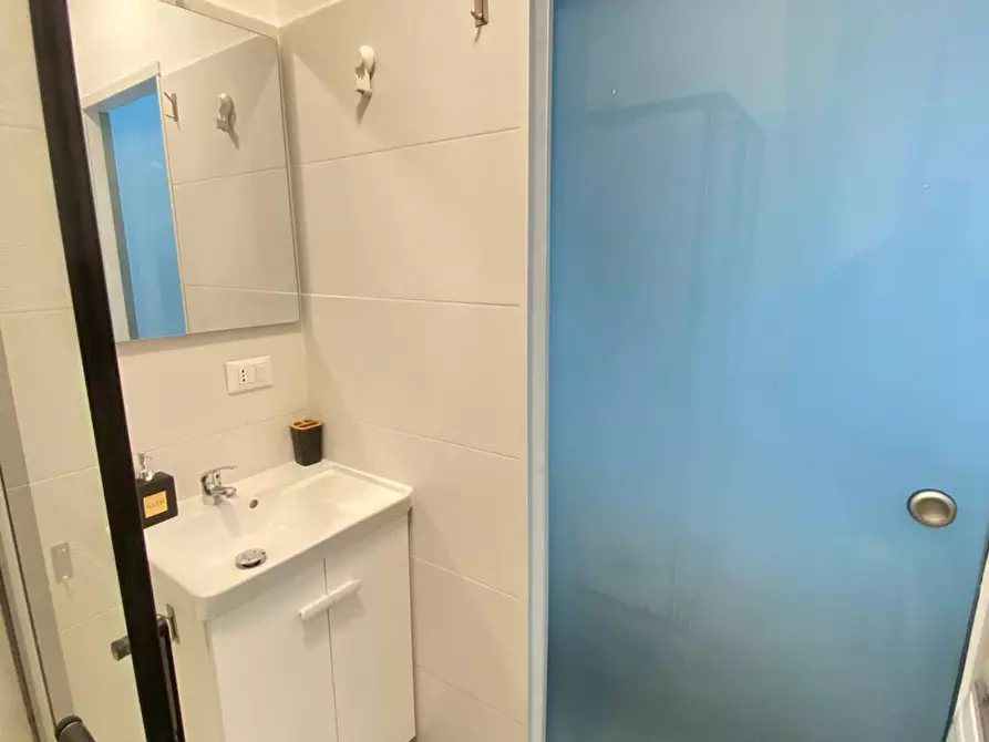 Immagine 21 di Appartamento in vendita  in Corso Regina Maria Pia a Roma