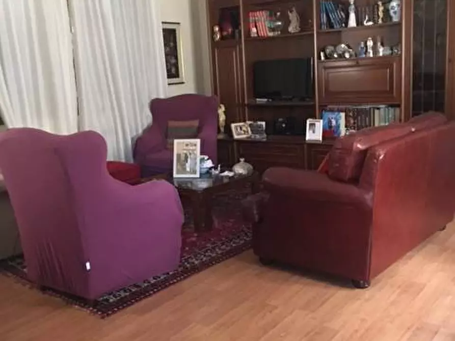 Immagine 1 di Appartamento in vendita  in Via Miani a Rovigo