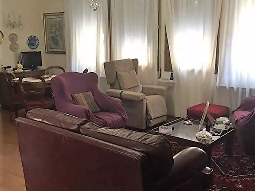 Immagine 2 di Appartamento in vendita  in Via Miani a Rovigo