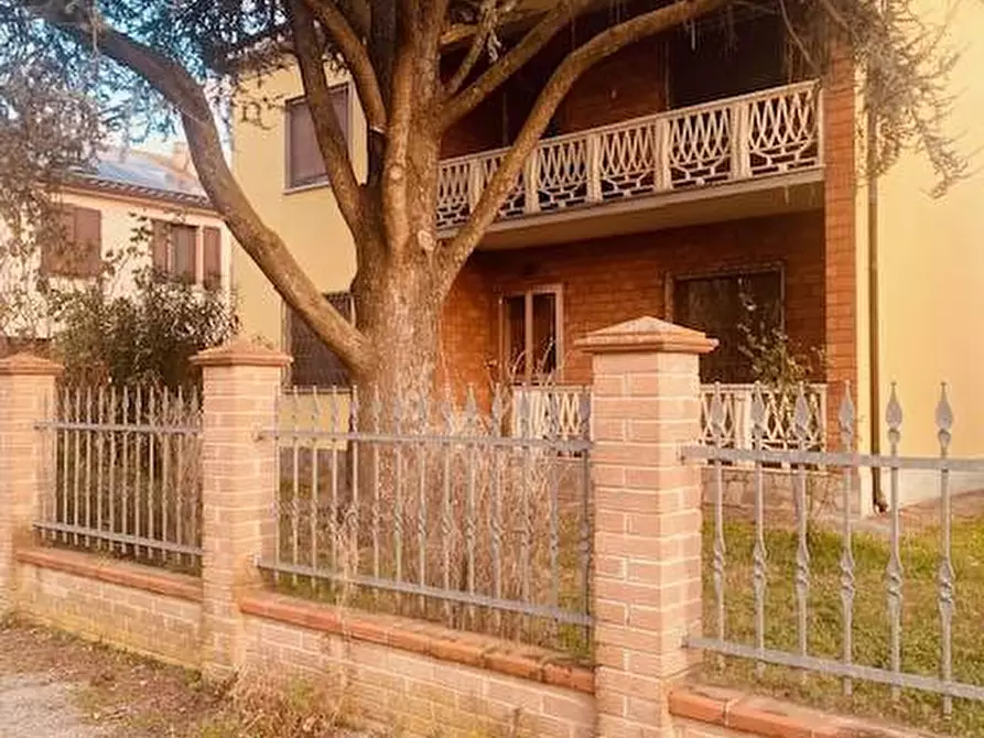 Immagine 5 di Casa indipendente in vendita  in via smeraldina a Ferrara