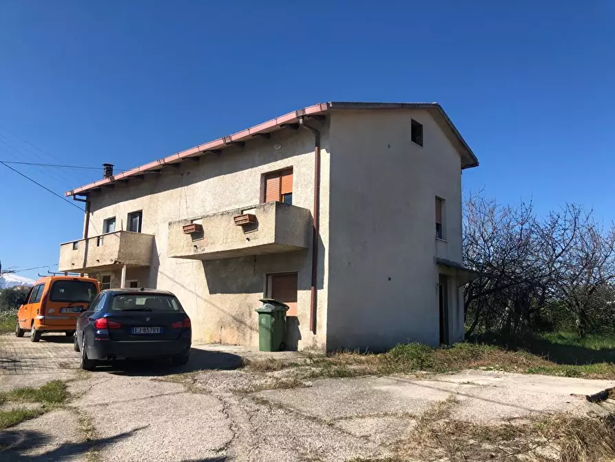 Immagine 1 di Casa indipendente in vendita  in via san rocco a Giuliano Teatino