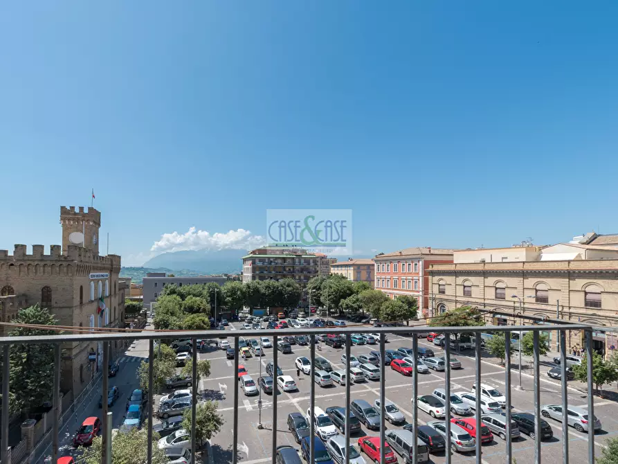 Immagine 4 di Appartamento in vendita  in piazza garibaldi a Chieti