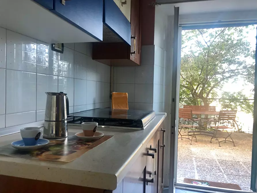 Immagine 2 di Appartamento in vendita  in via Federico Salomone a Chieti