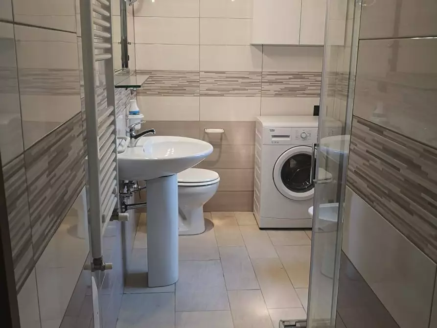 Immagine 7 di Appartamento in vendita  in via Federico Salomone a Chieti