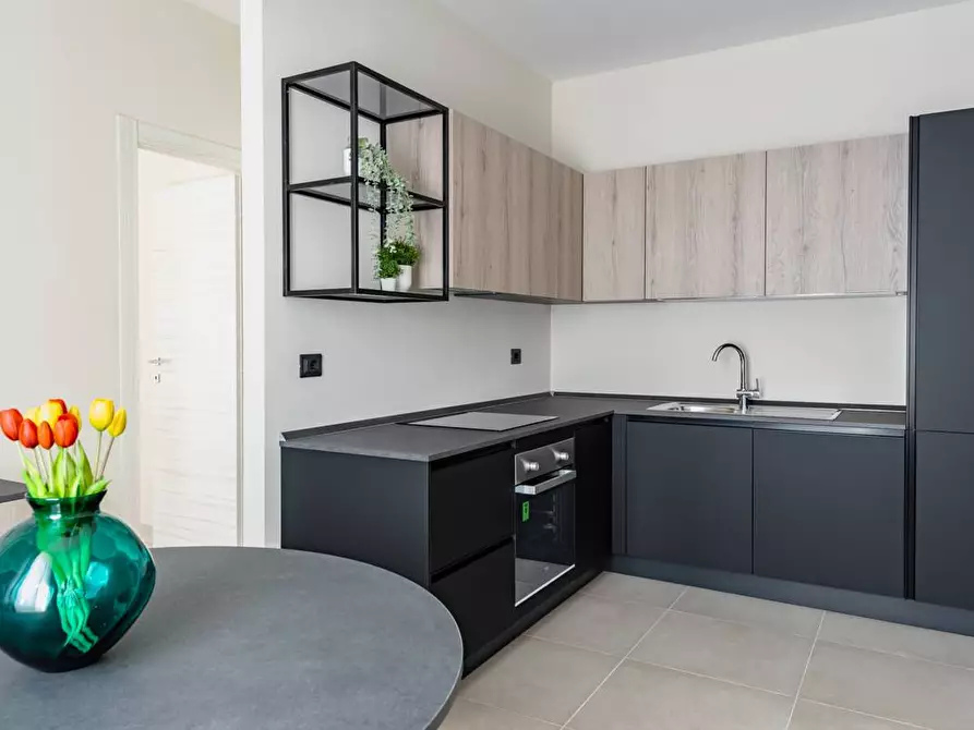 Immagine 9 di Appartamento in vendita  in VIA MADONNA DELLA MISERICORDIA a Chieti