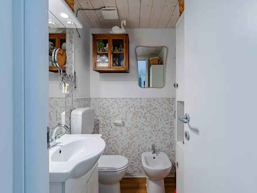 Immagine 12 di Appartamento in vendita  in via giovanni de turre a Chieti