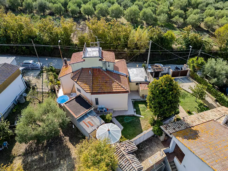 Immagine 1 di Casa indipendente in vendita  in via palazzo a Torrevecchia Teatina