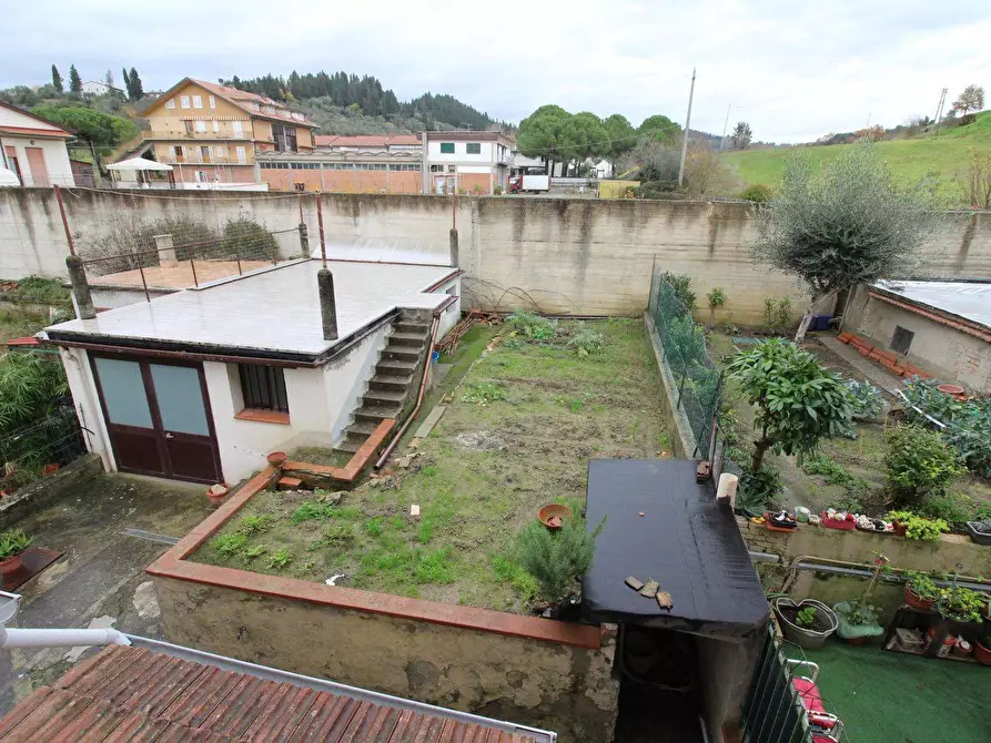 Immagine 3 di Villetta a schiera in vendita  a Montespertoli