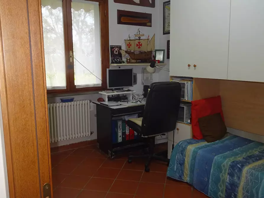 Immagine 16 di Appartamento in vendita  a Montespertoli