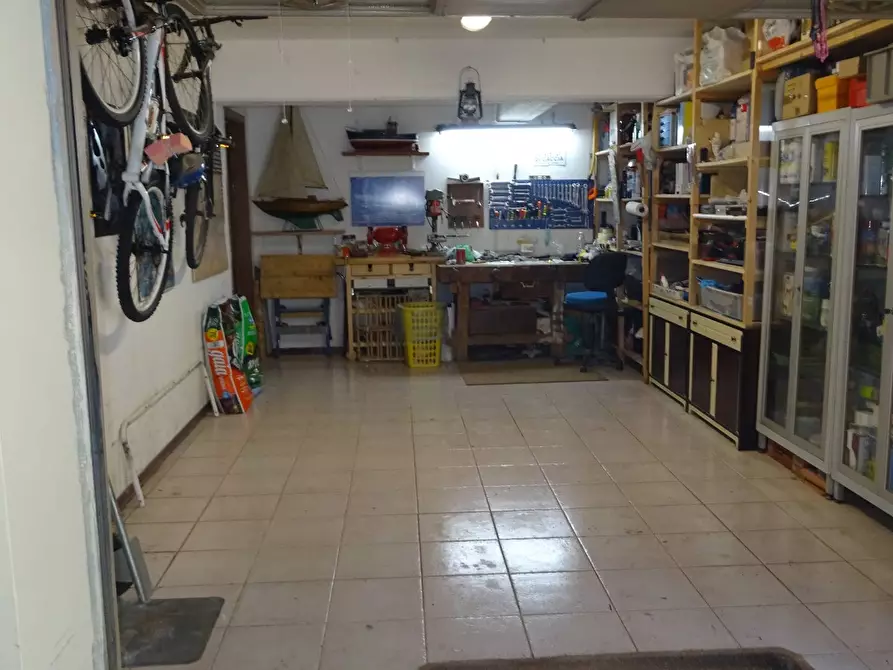 Immagine 28 di Appartamento in vendita  a Montespertoli