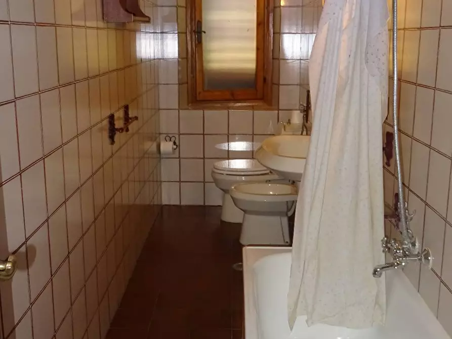 Immagine 10 di Villetta a schiera in vendita  a Montespertoli