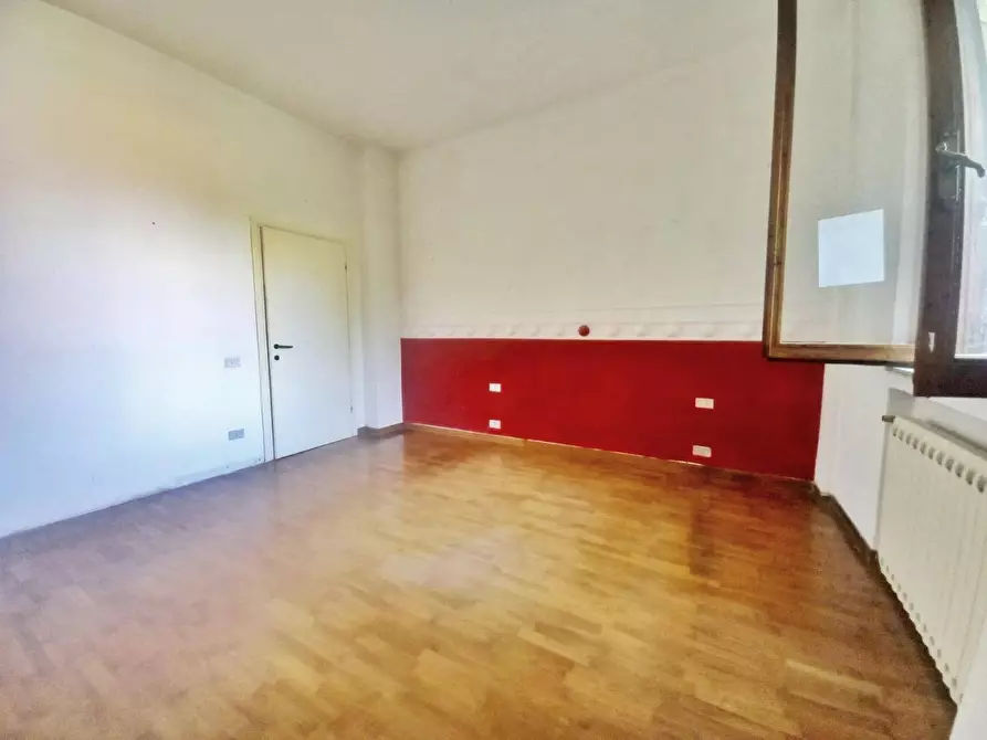 Immagine 18 di Appartamento in vendita  a Castelfiorentino