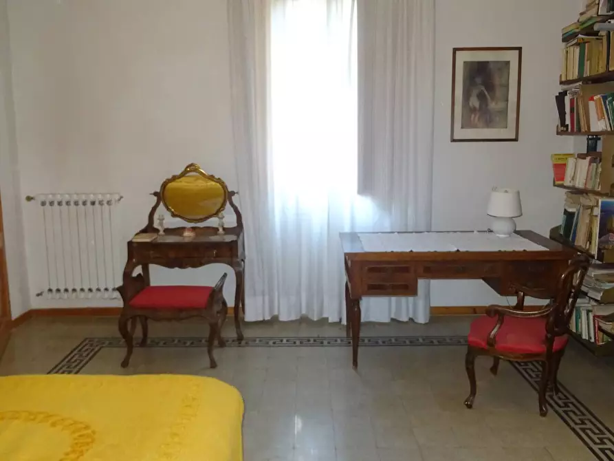 Immagine 17 di Villa in vendita  a Montespertoli