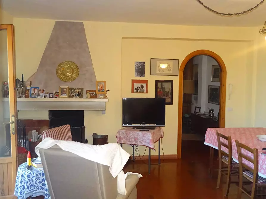 Immagine 25 di Villa in vendita  a Montespertoli