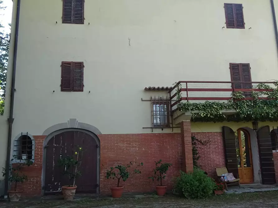 Immagine 3 di Villa in vendita  a Montespertoli