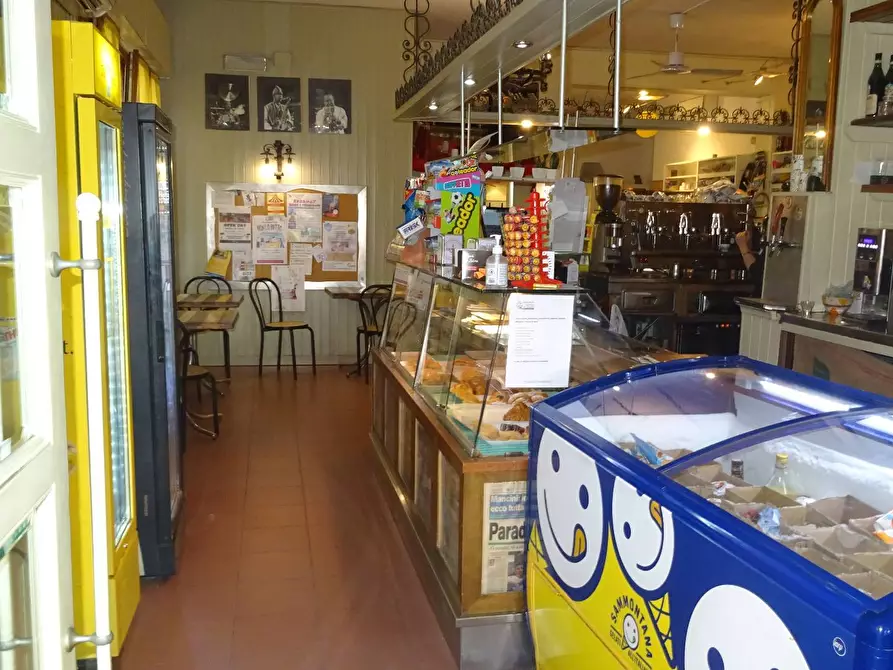 Immagine 6 di Attività commerciale in vendita  a Montespertoli