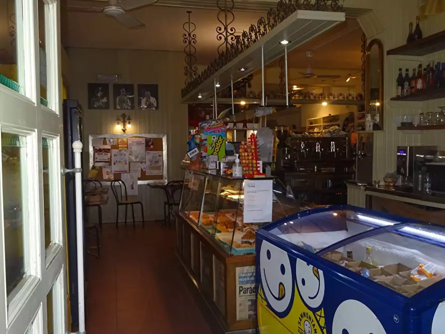 Immagine 7 di Attività commerciale in vendita  a Montespertoli