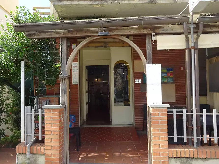 Immagine 16 di Attività commerciale in vendita  a Montespertoli