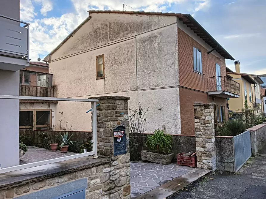 Immagine 2 di Appartamento in vendita  a Montespertoli