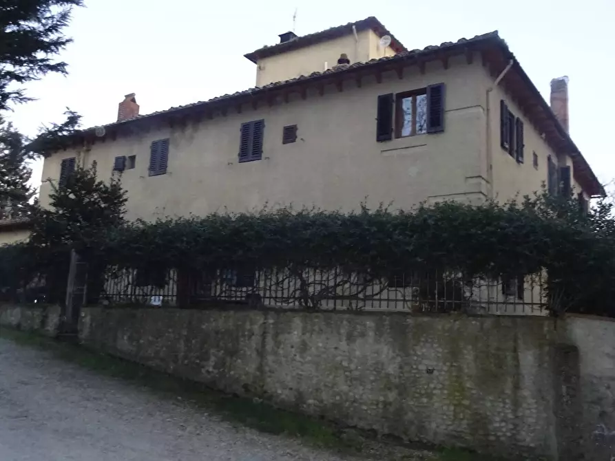 Immagine 3 di Villa in vendita  a Montespertoli