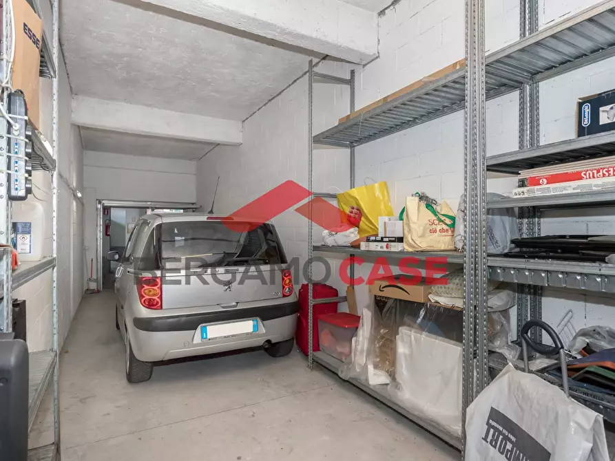 Immagine 15 di Appartamento in vendita  in Via Zanica a Bergamo