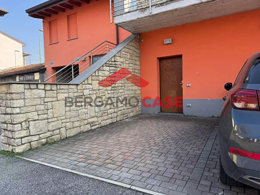 Immagine 11 di Negozio in affitto  in Cavalli a Villa Di Serio