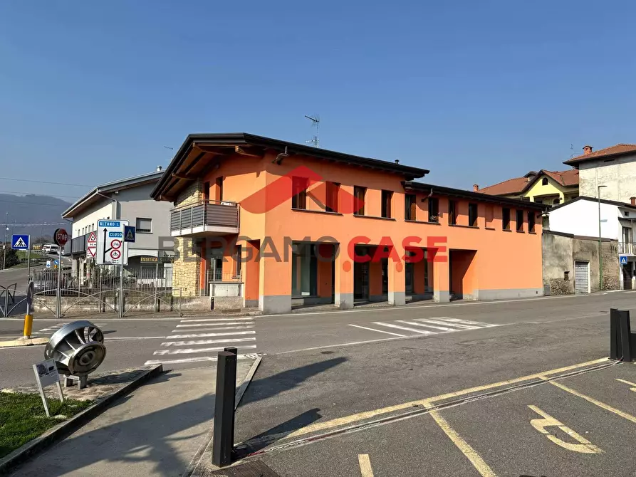 Immagine 14 di Negozio in affitto  in Cavalli a Villa Di Serio