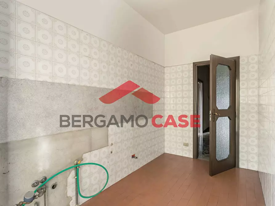 Immagine 4 di Appartamento in vendita  in Via Milano a Curno