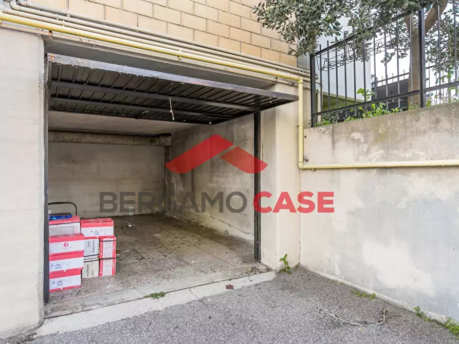 Immagine 14 di Appartamento in vendita  in Via Milano a Curno