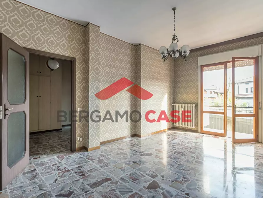 Immagine 2 di Appartamento in vendita  in Via Milano a Curno